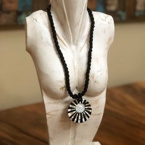 Black and white beaded necklace with real shell A4